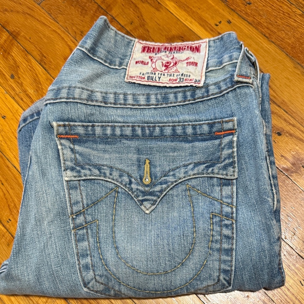 Men’s gently worn True Religion Light Blue Boot Cut Jeans
